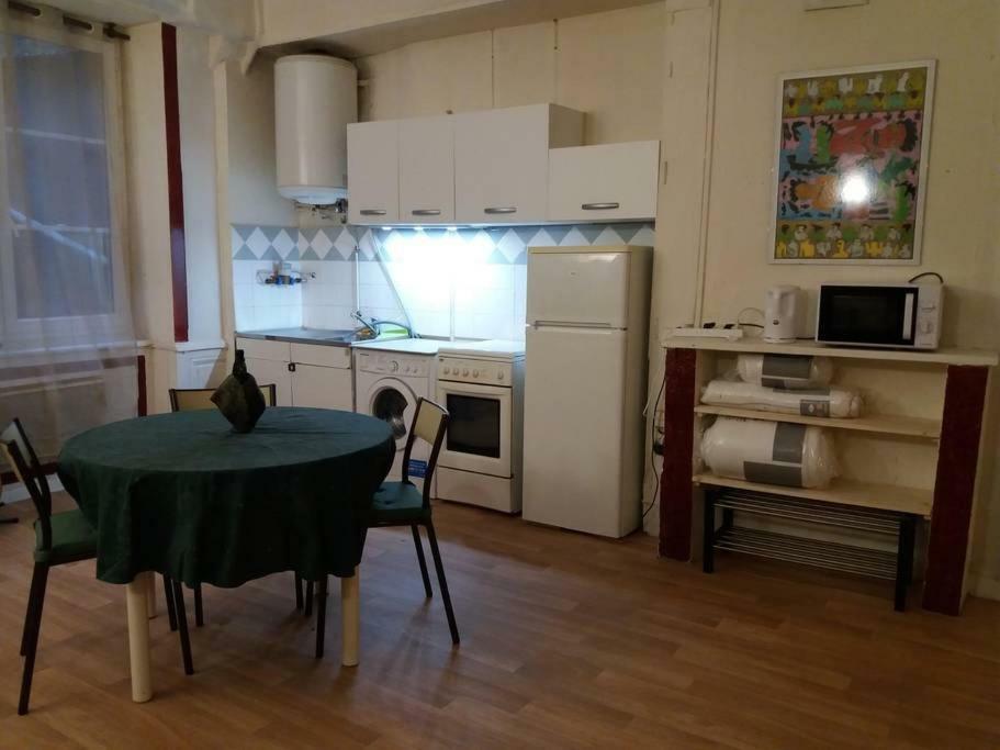 Logement Quai De Pierre-Scize Apartamento Lyon Exterior foto